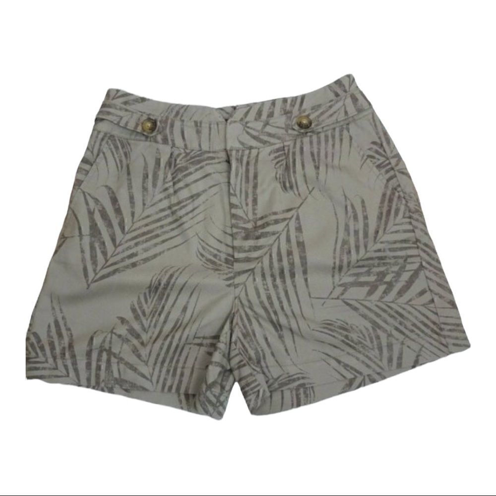 White House Black Market | 5-Inch High-Rise Palm-Print Shorts in Taupe Terrain 4